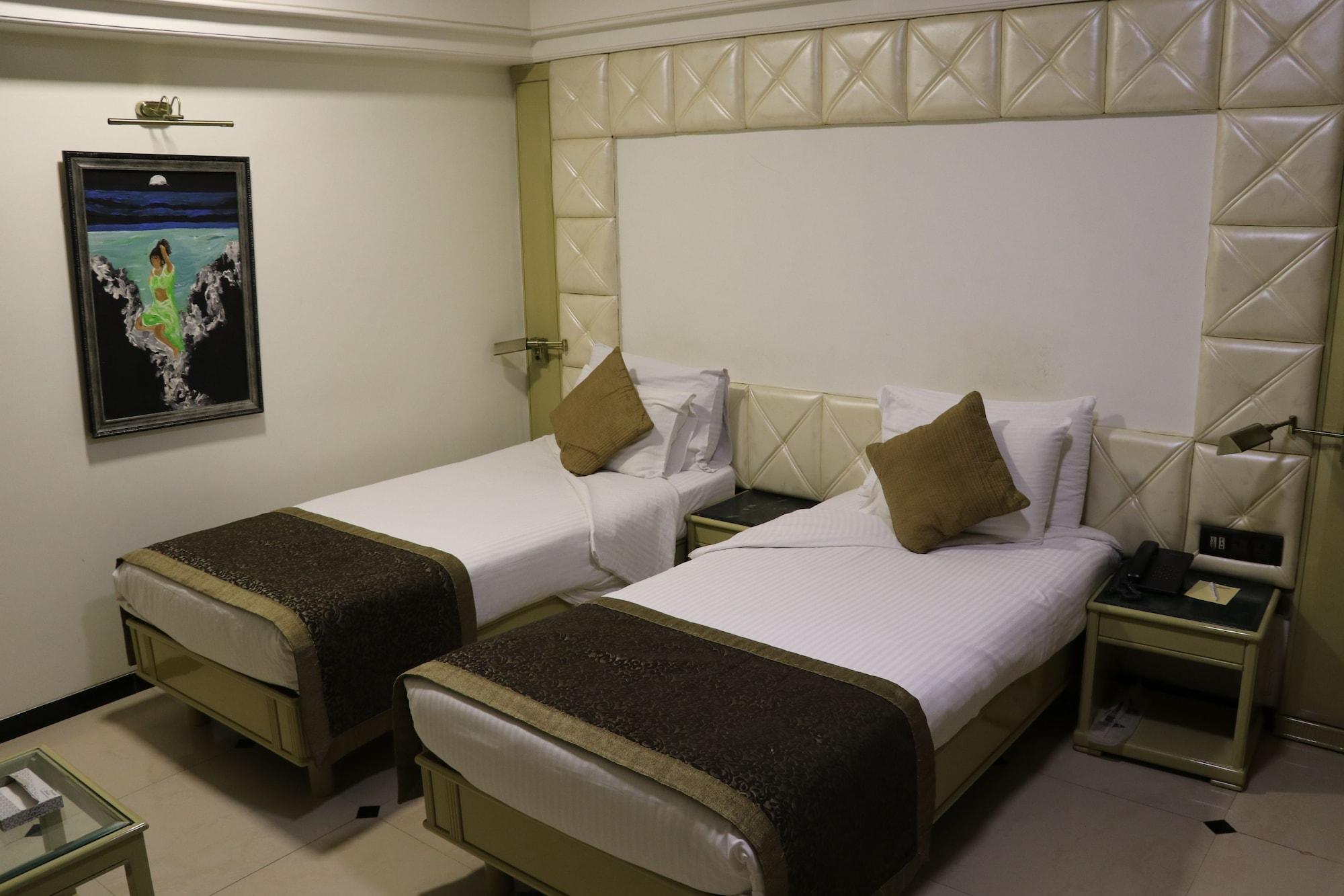 Hotel Executive Enclave Bombay Exterior foto