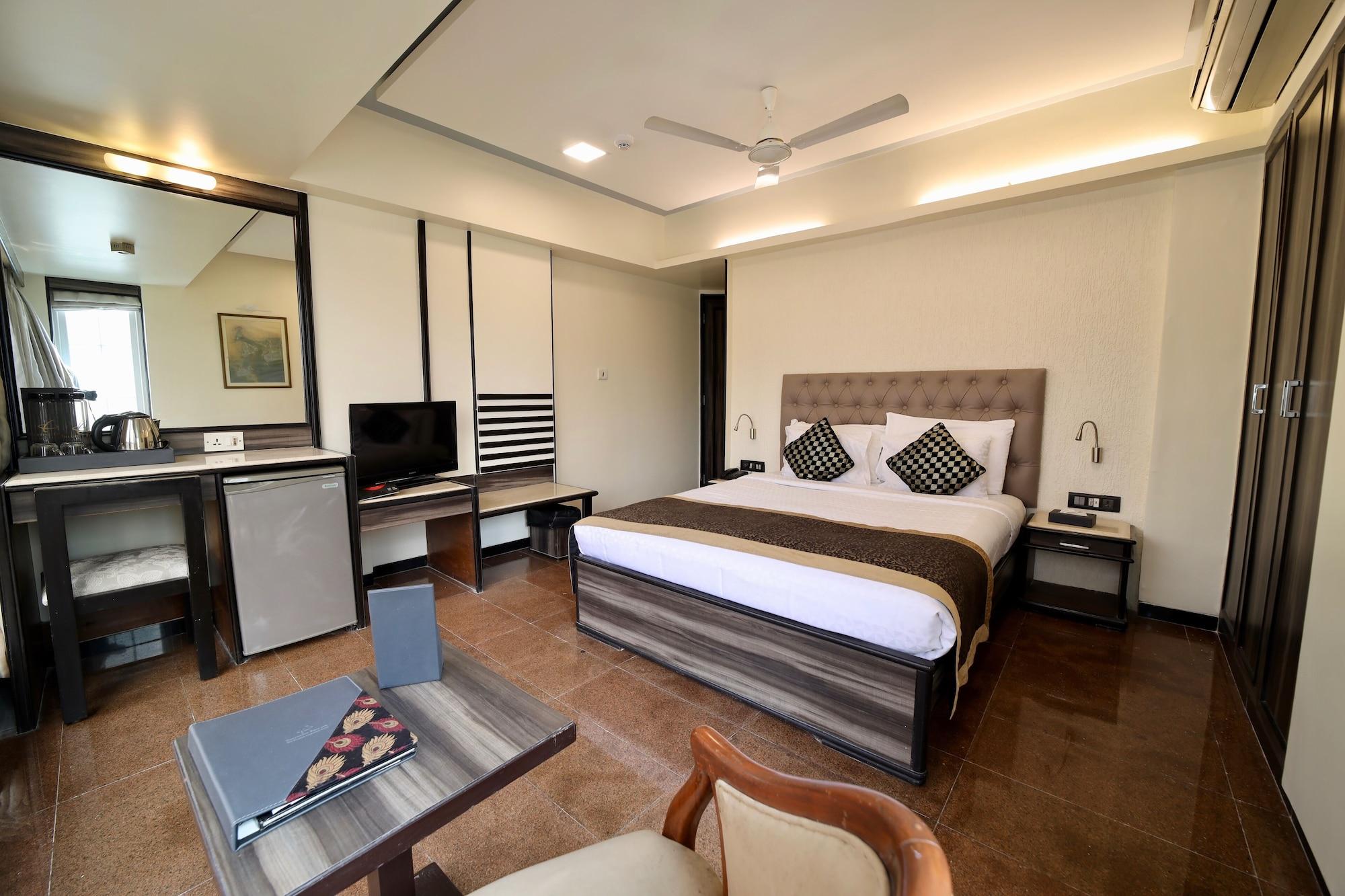 Hotel Executive Enclave Bombay Exterior foto