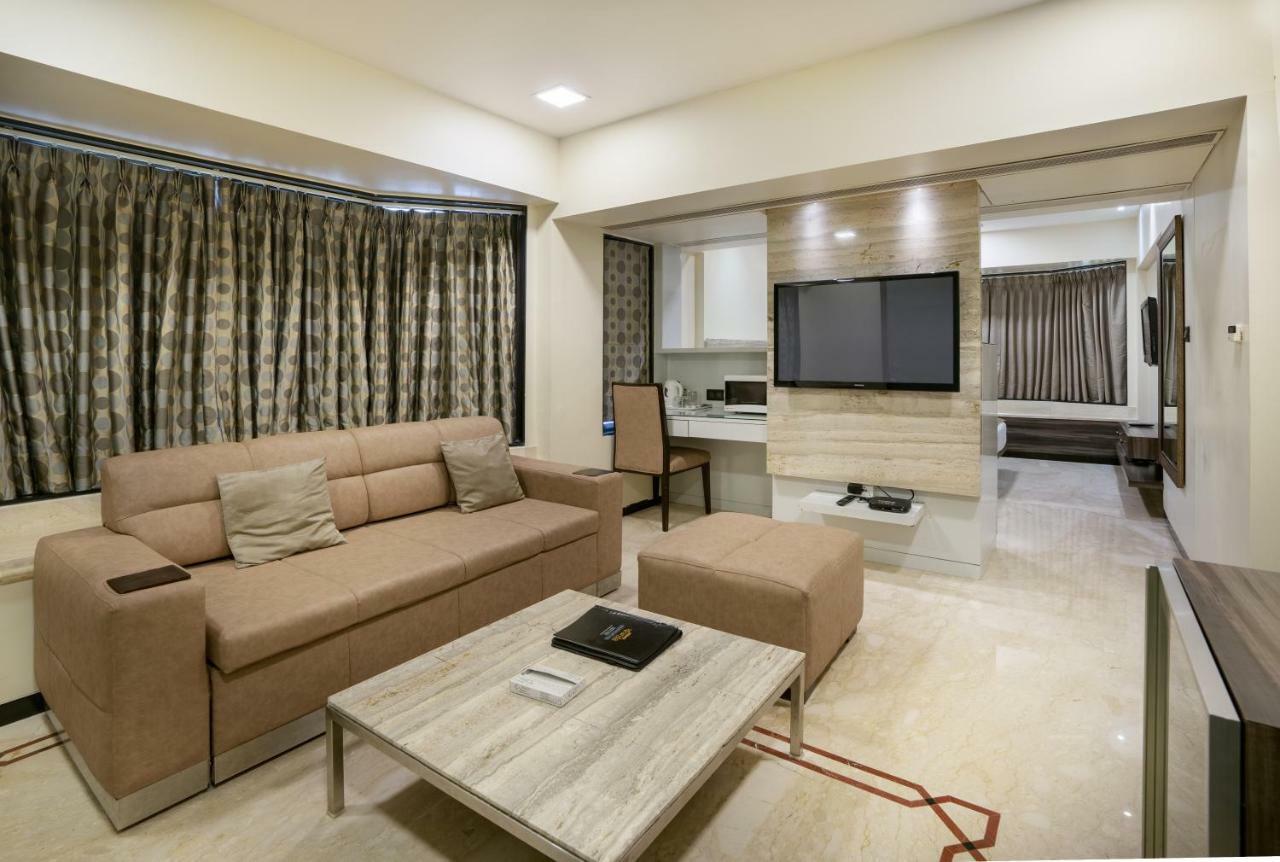 Hotel Executive Enclave Bombay Exterior foto